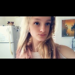 Meet your Posher, Brianna